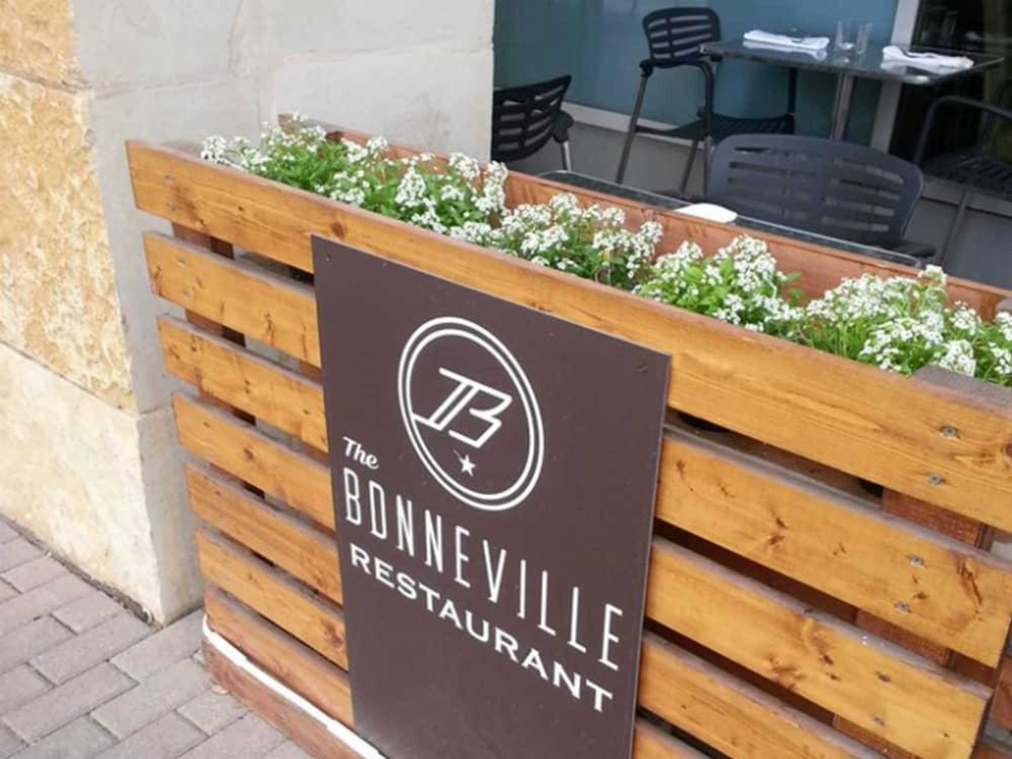 The Bonneville_outdoor patio