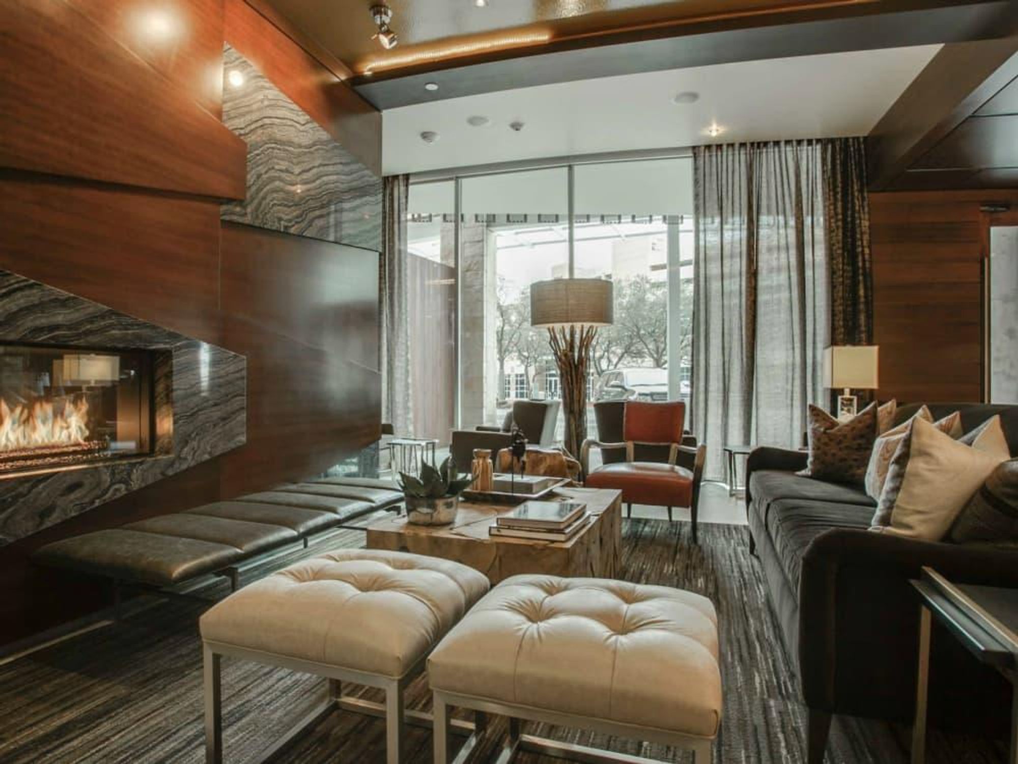 The Catherine luxury apartment Austin