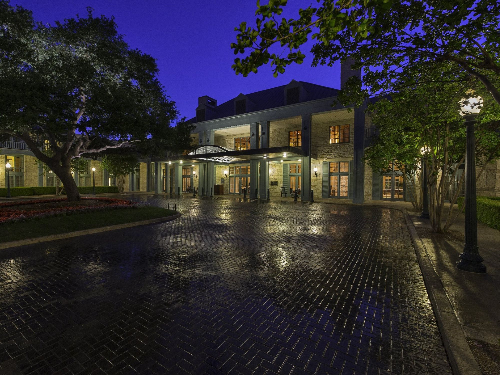 The Hyatt Regency Hill Country Resort and Spa at night