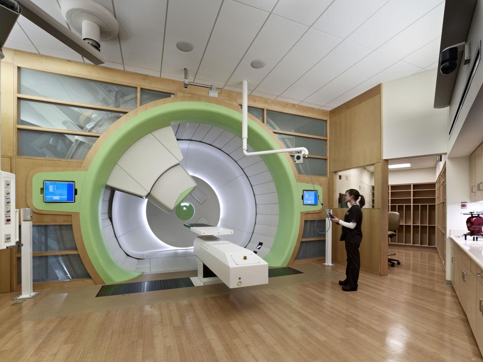 The machine used for proton therapy