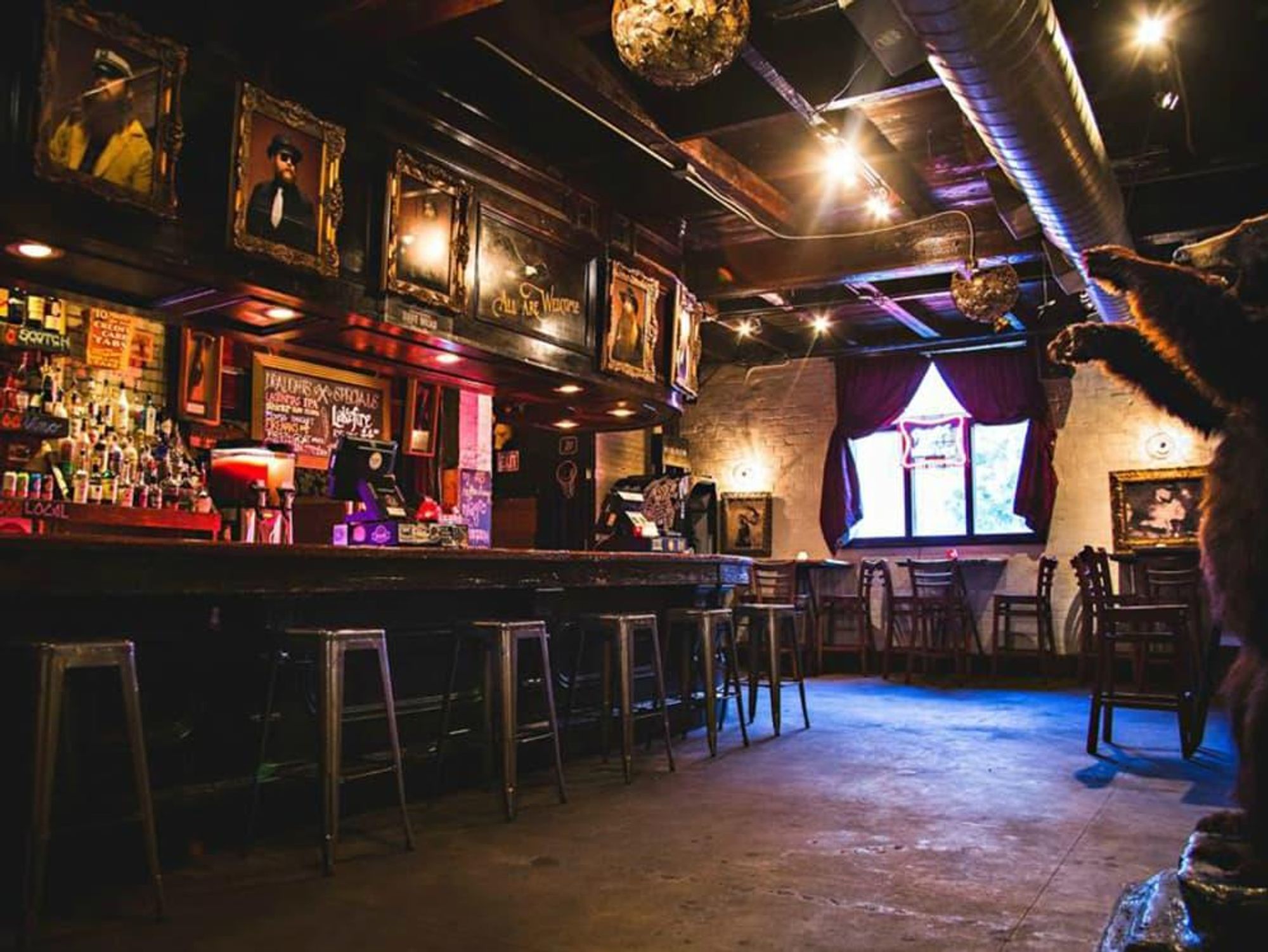 The Mohawk Inside Bar