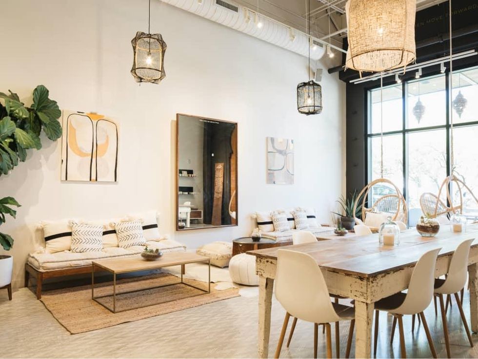 The Raven + Lily Collective