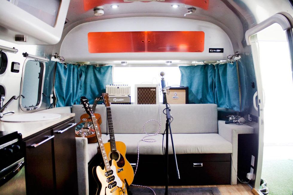 The recording studio of On-Airstreaming