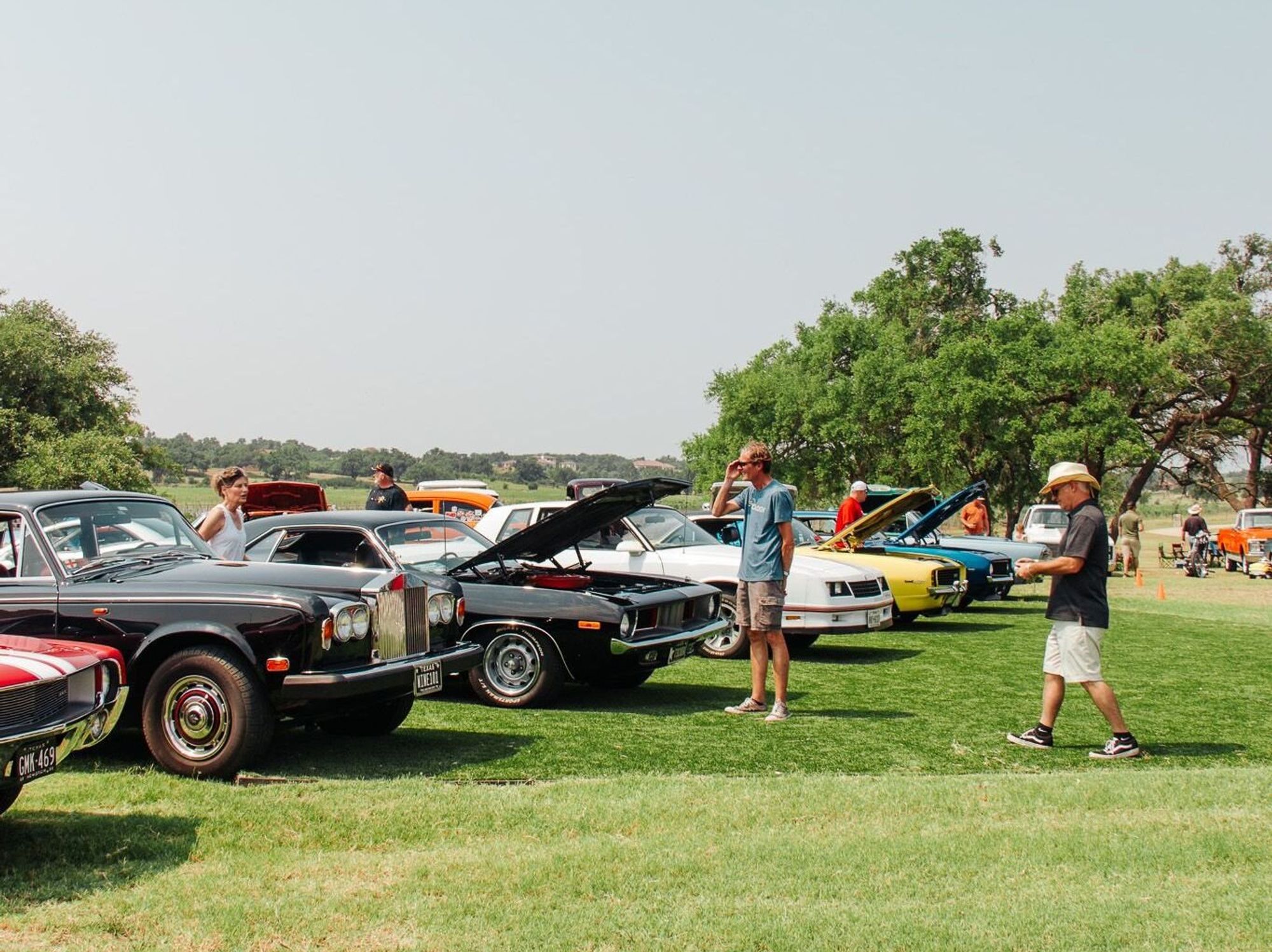 The Vineyard at Florence car show