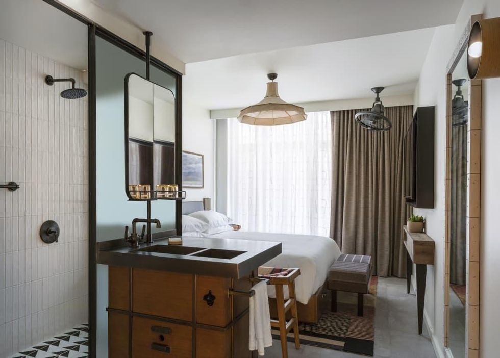 tommie Austin guest room