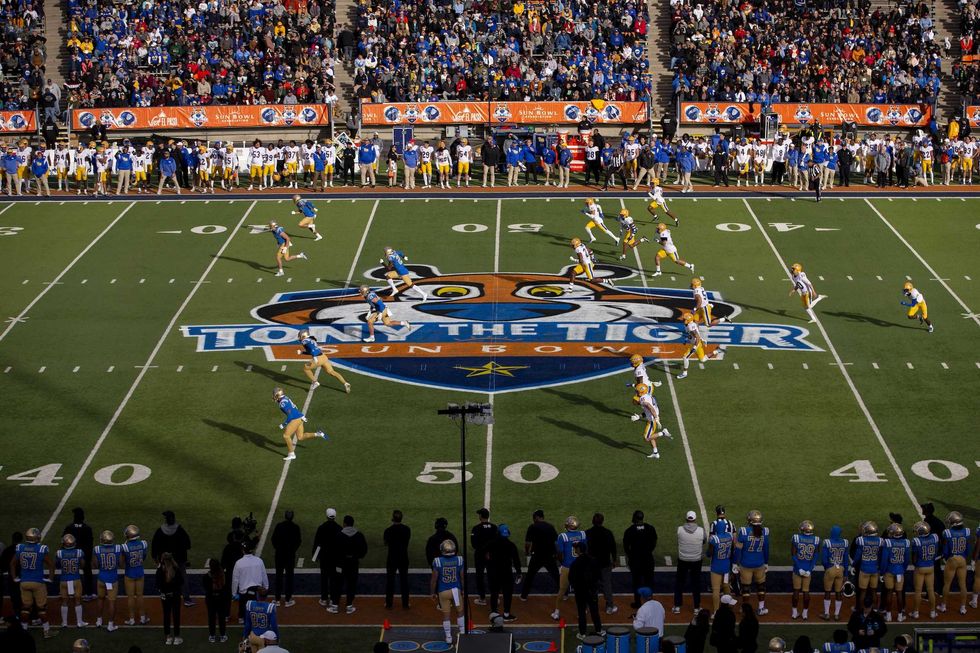 Tony the Tiger Sun Bowl El Paso