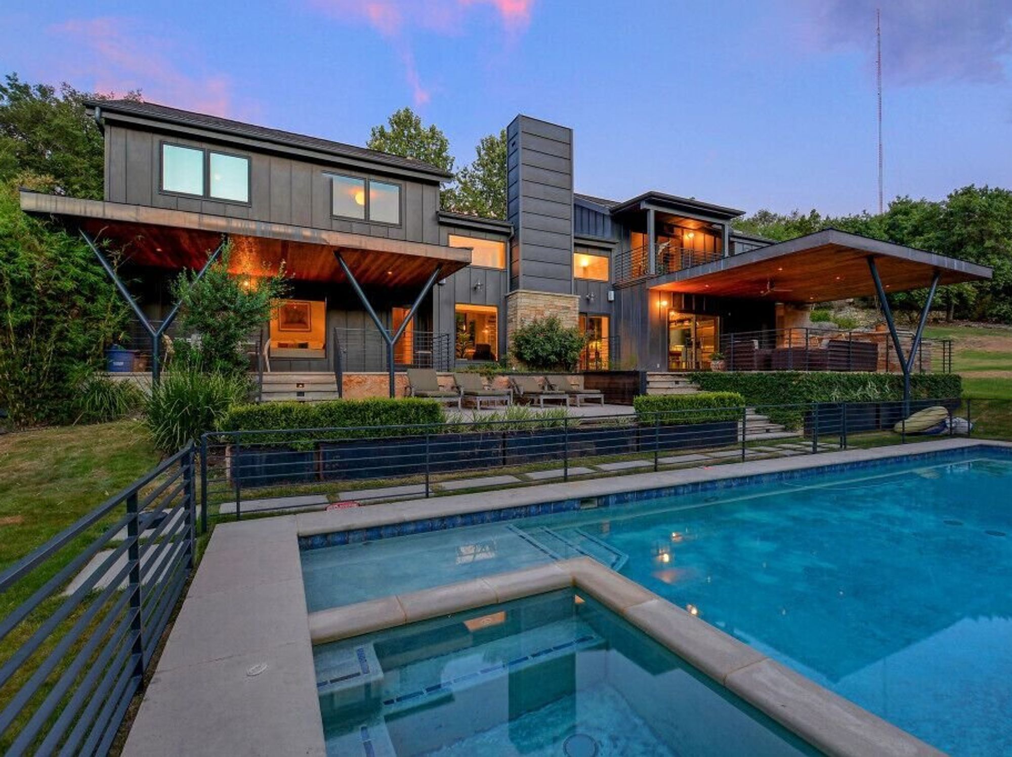 Toro Canyon, Vrbo Vacation Rentals of the Year, Austin vacation home