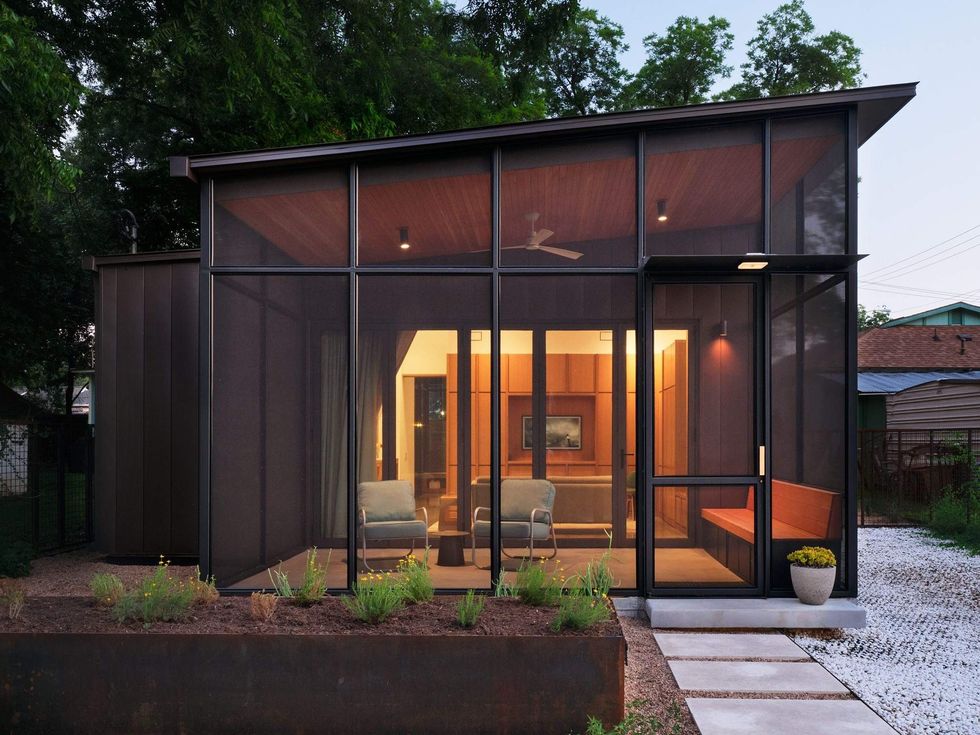 \u200bDouble Duty home by Pollen Architecture + Design - exterior view