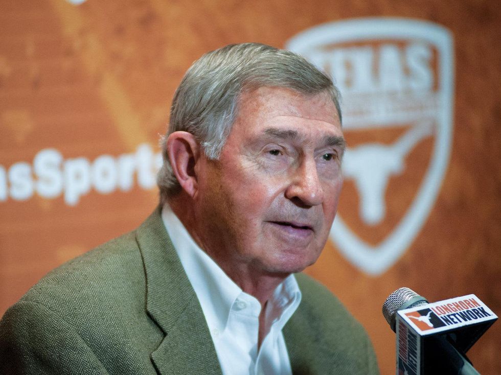 UT athletic director DeLoss Dodds during press conference for Longhorn Network