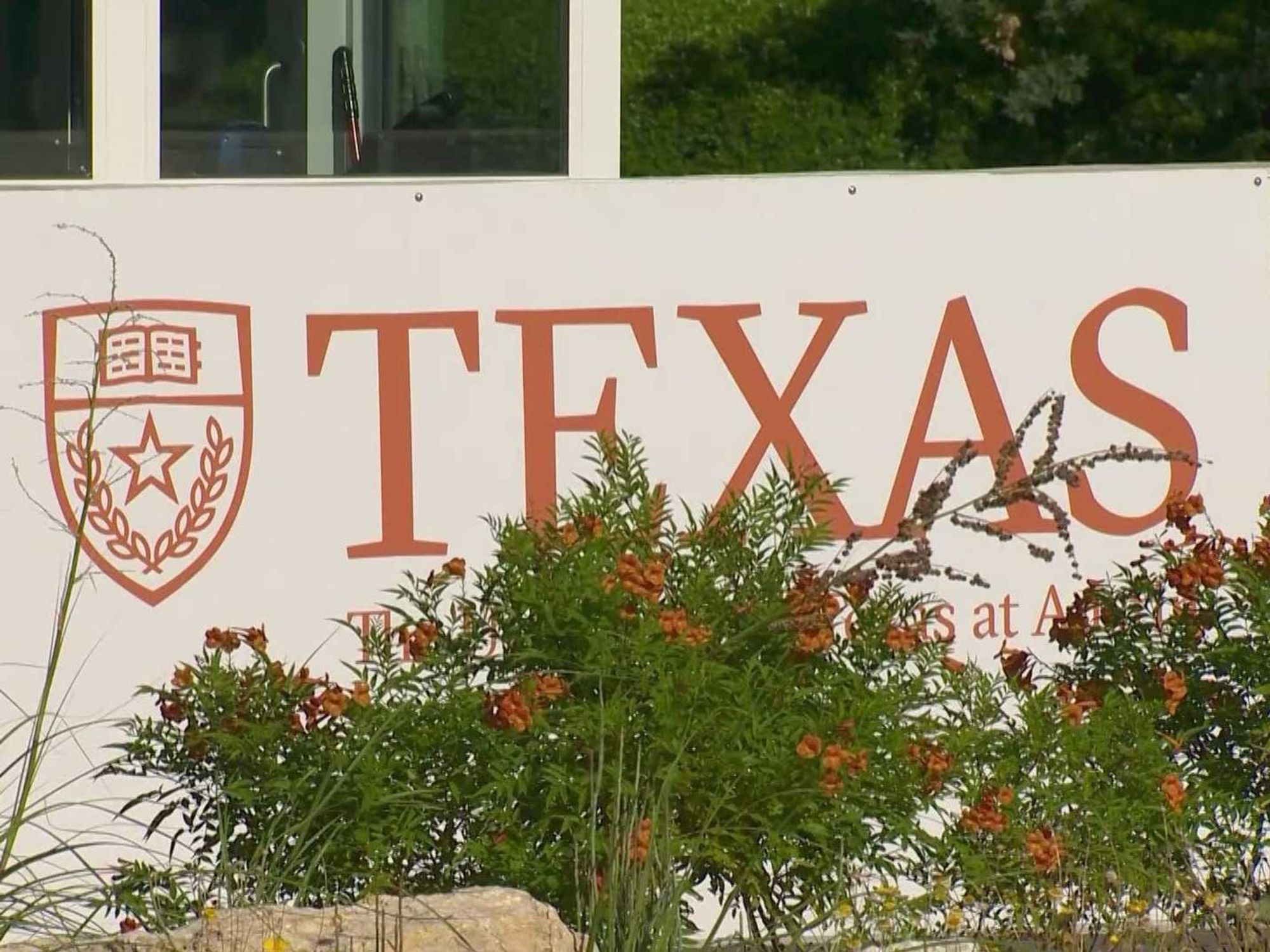 UT Austin sign