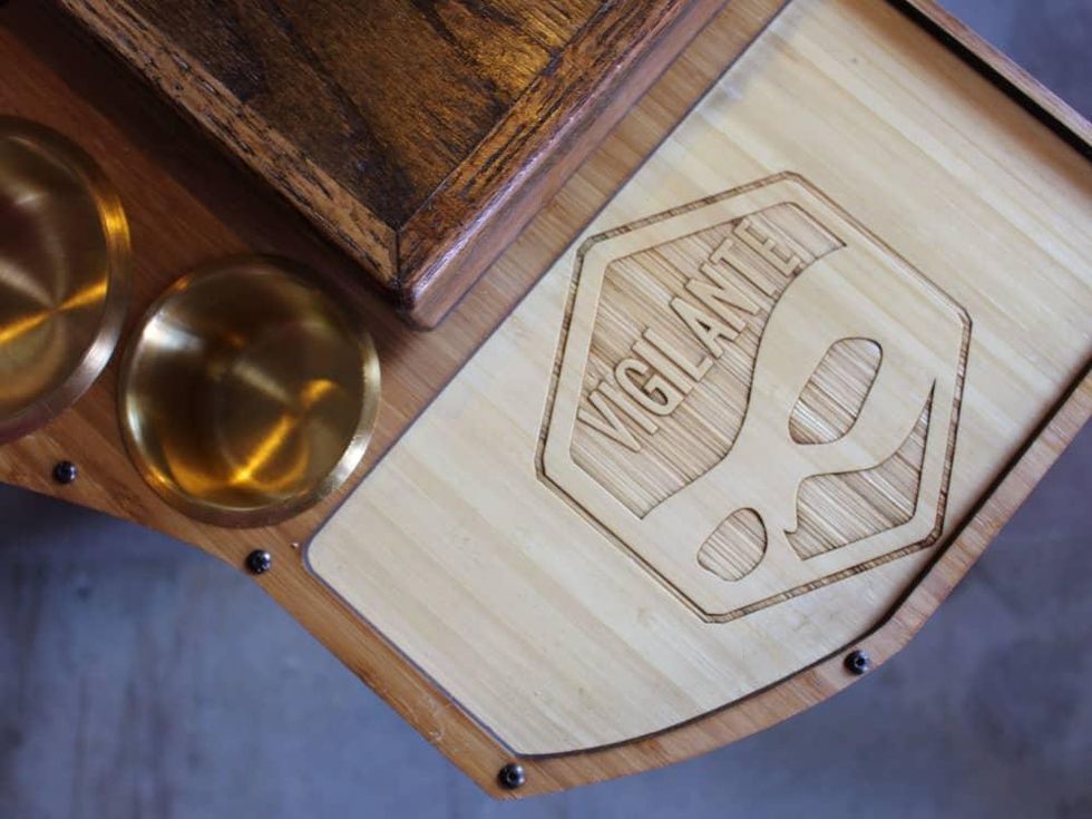 Vigilante Gaming Bar table