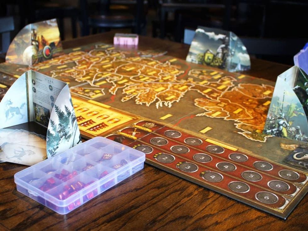 Vigilante Gaming Bar table