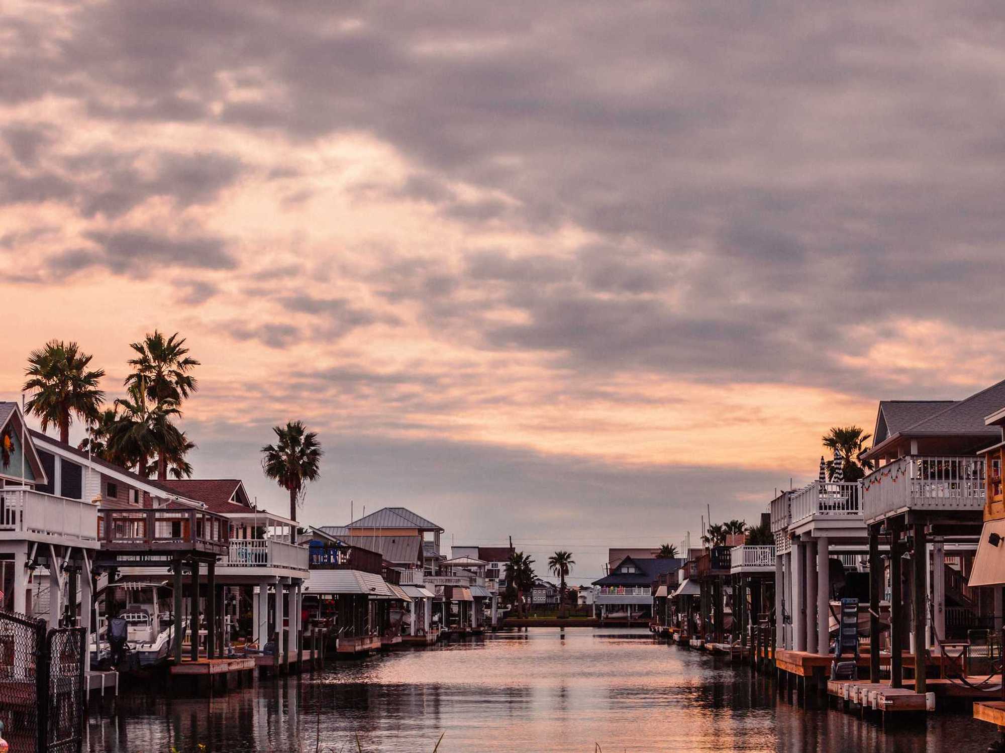 Waterfront homes - Jamaica Beach, Texas