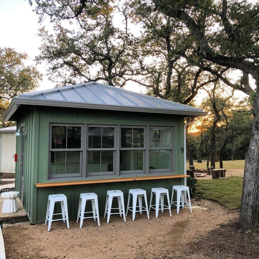 Wayback Cafe & Cottages cabana