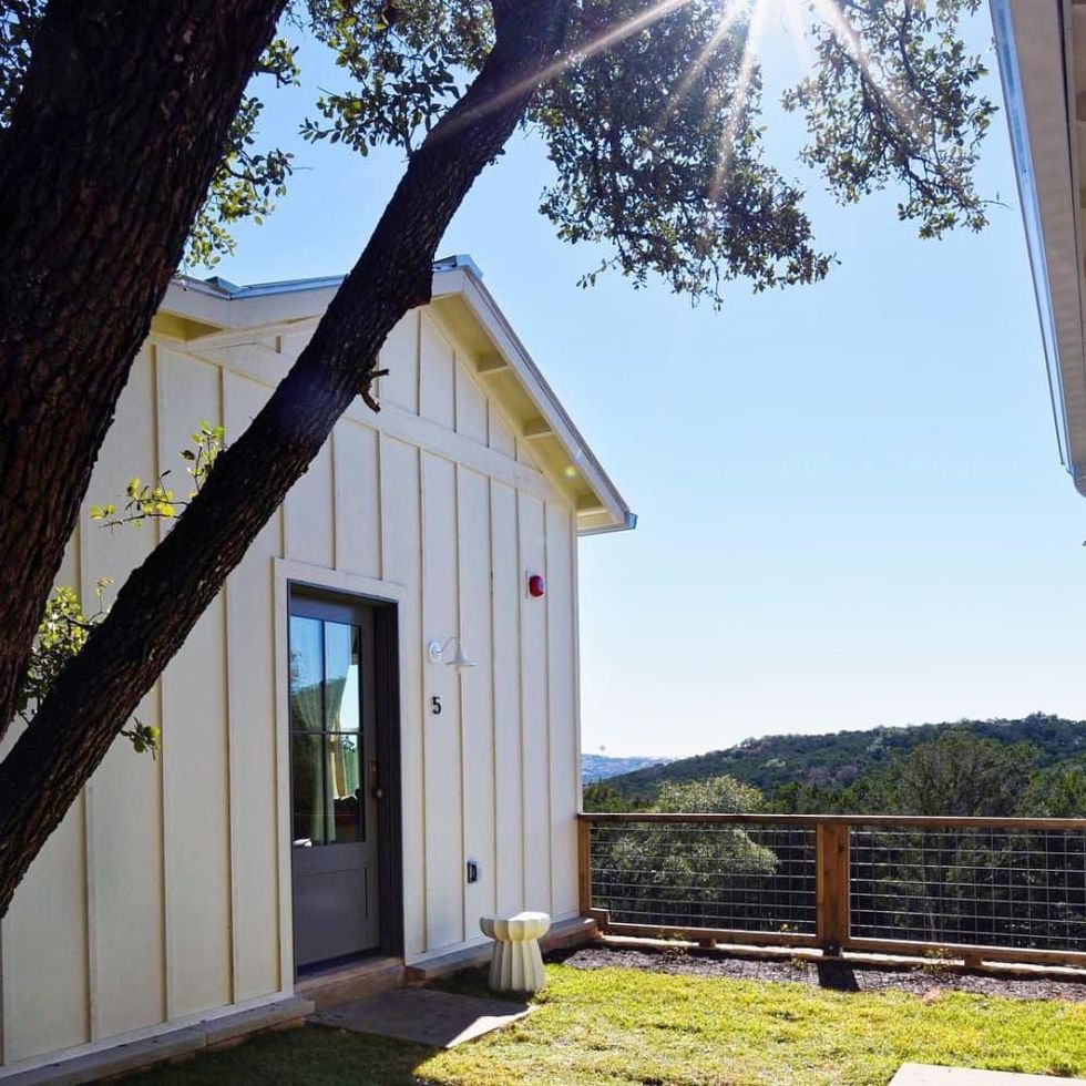 Wayback Cafe & Cottages