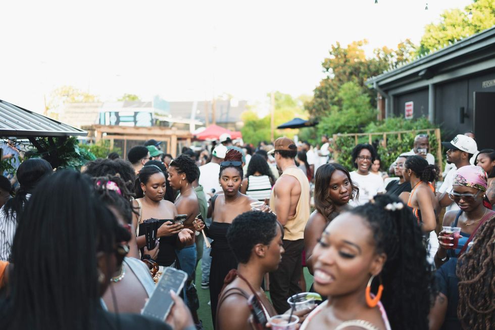 Where Y'all At Though?! Vibe Downtown Austin