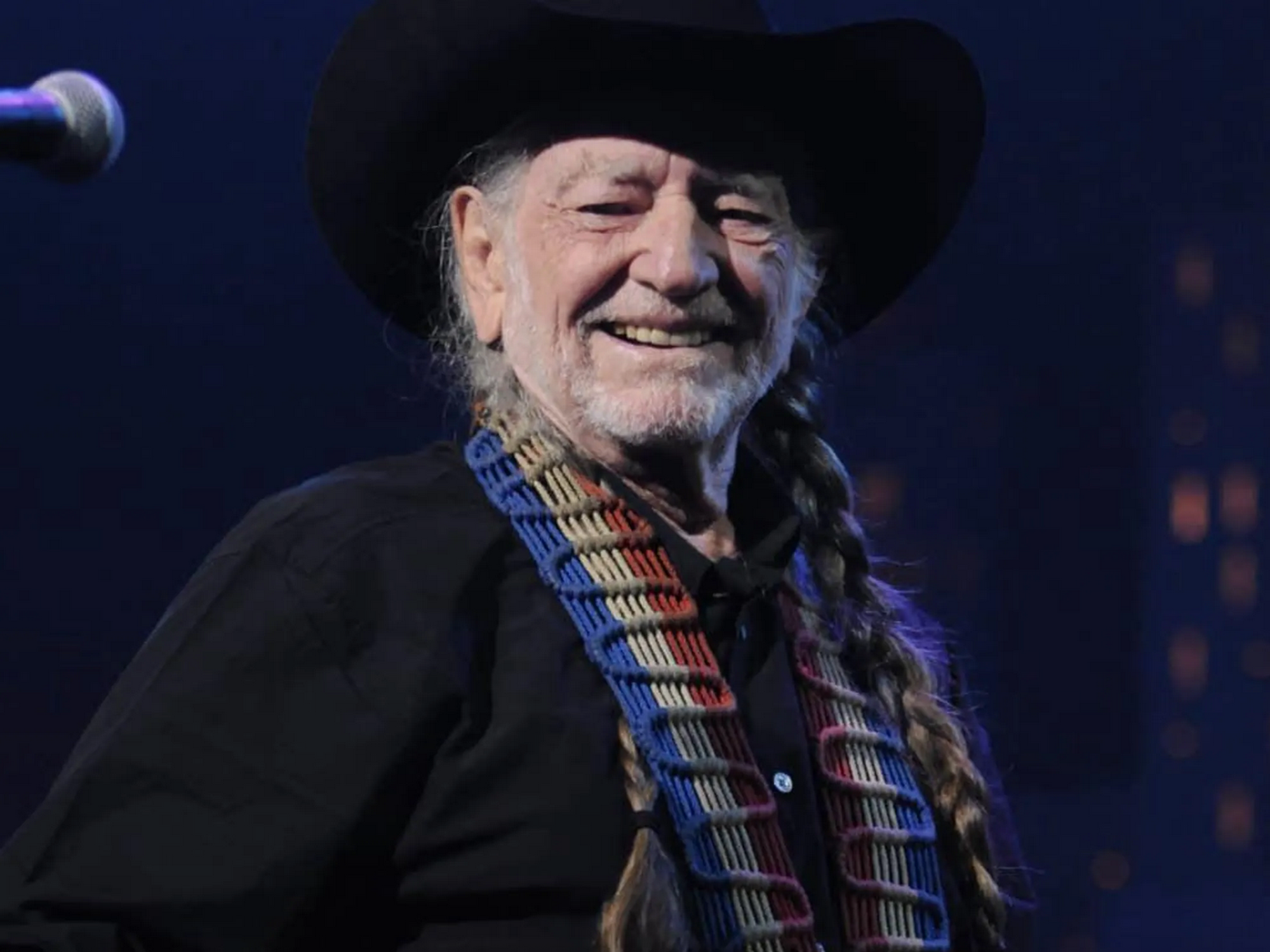 Willie Nelson on stage