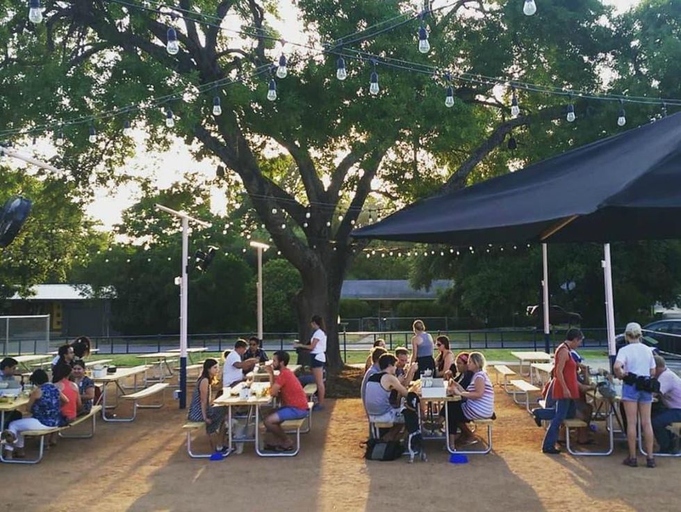 Yard Bar Austin restaurant outside eat Burnet Road