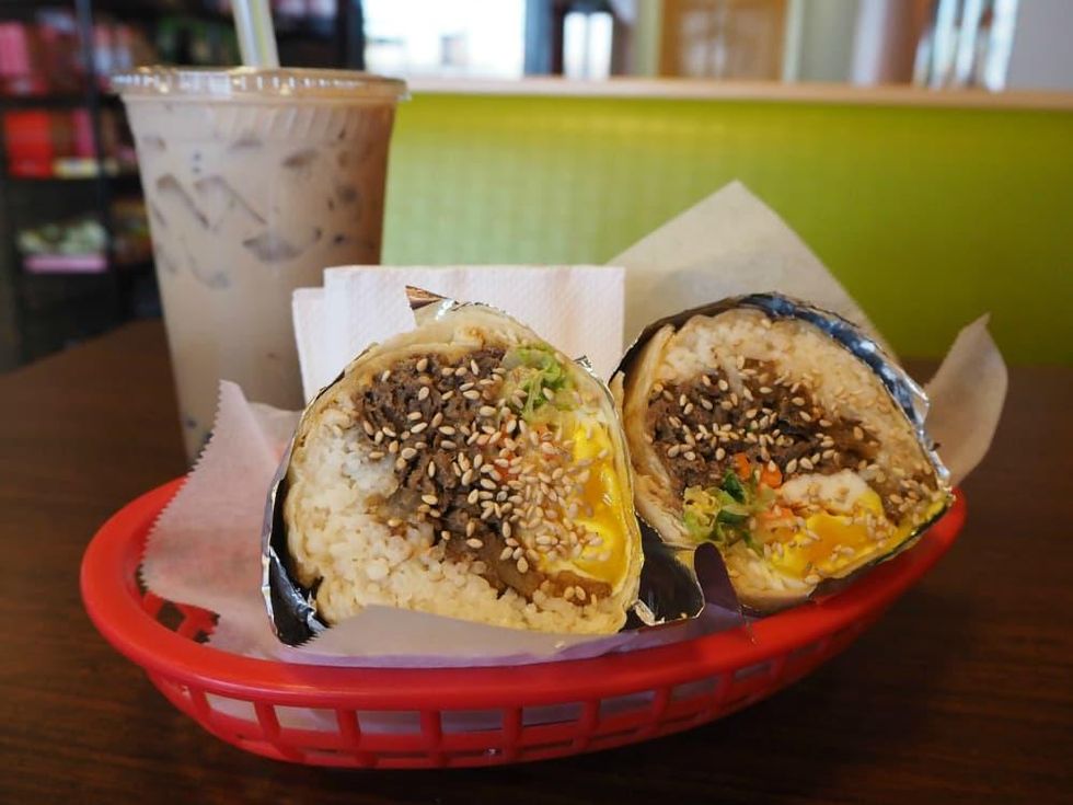 Yummitaco Austin restaurant burrito